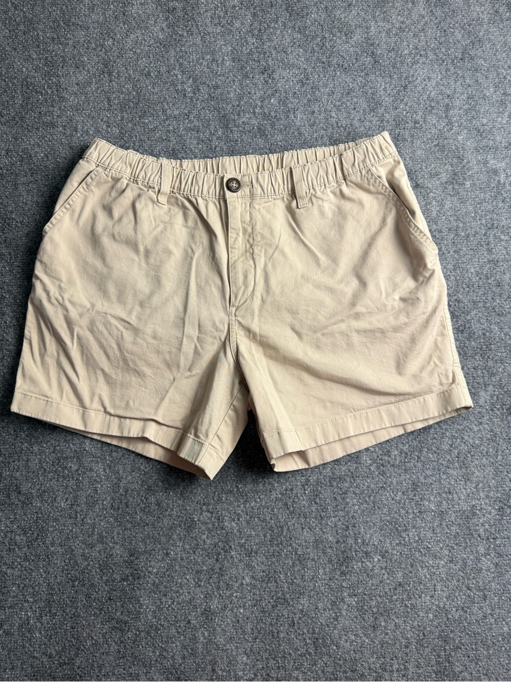 Chubbies Men's XL Beige Elastic-Waist Casual 5.5” Regular Fit Shorts